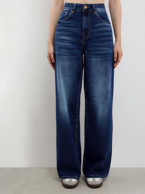 Смотреть модные образы с валберриз с Джинсы (артикул 261094558)