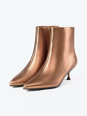 Смотреть модные образы с валберриз с Ботильоны (артикул 245880782)