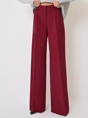 Смотреть образы с Брюки (артикул 172996896)