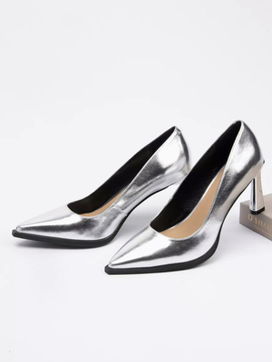 Смотреть образы с Туфли (артикул 241498587)