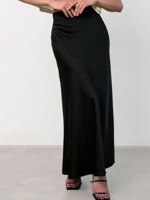 Смотреть модные образы с валберриз с Юбка (артикул 164783655)