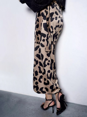 Смотреть образы с Юбка (артикул 164342770)