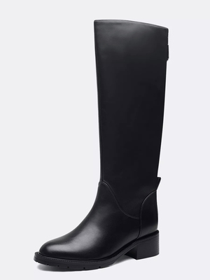 Смотреть модные образы с валберриз с Сапоги зимние (артикул 239146466)