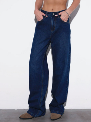 Смотреть модные образы с валберриз с Джинсы (артикул 260178418)