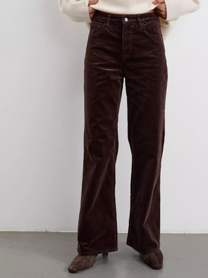 Смотреть модные образы с валберриз с Брюки (артикул 263052625)