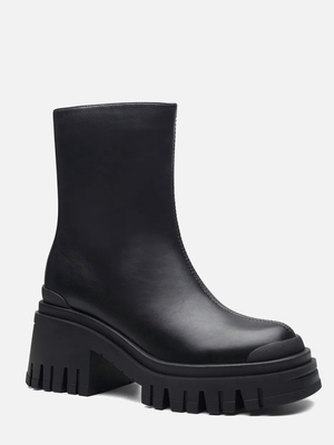 Смотреть модные образы с валберриз с Ботинки (артикул 239146433)