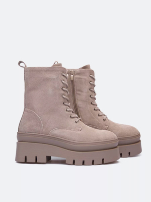 Смотреть образы с Ботинки (артикул 248228721)