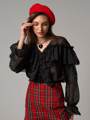 Смотреть модные образы с валберриз с Блуза (артикул 197651678)