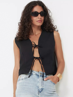 Смотреть образы с Жилет (артикул 244141307)