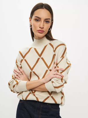 Смотреть модные образы с валберриз с Свитер (артикул 193989436)