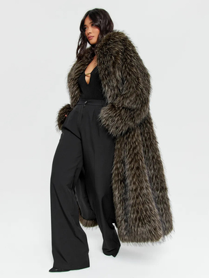 Смотреть модные образы с валберриз с Шуба (артикул 281291468)