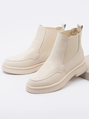 Смотреть модные образы с валберриз с Ботинки (артикул 258917785)