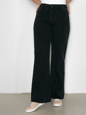 Смотреть образы с Джинсы (артикул 35480998)