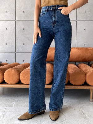 Смотреть образы с Джинсы (артикул 203383189)