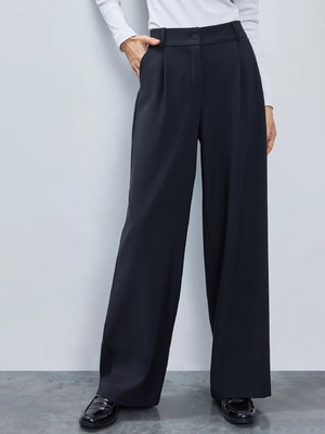 Смотреть модные образы с валберриз с Брюки (артикул 279270796)