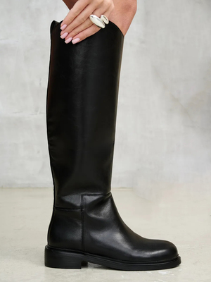 Модный образ ВБ с Сапоги (артикул 281613717)