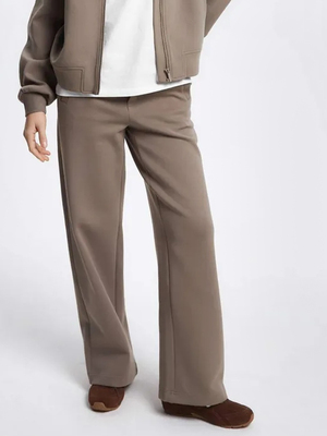 Смотреть модные образы с валберриз с Брюки (артикул 281414762)