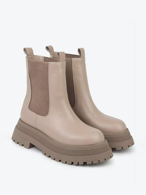 Смотреть модные образы с валберриз с Ботинки (артикул 276227290)