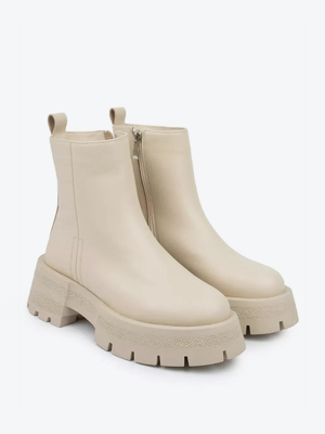 Смотреть образы с Ботинки (артикул 276227269)