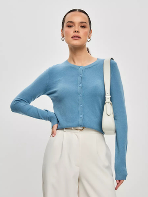 Смотреть модные образы с валберриз с Кардиган (артикул 253072121)