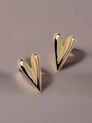 Смотреть модные образы с валберриз с Серьги (артикул 242927306)