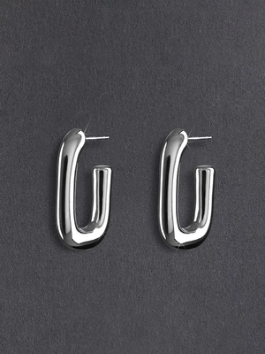 Смотреть модные образы с валберриз с Серьги (артикул 216363694)