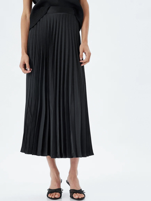 Смотреть образы с Юбка (артикул 287376032)