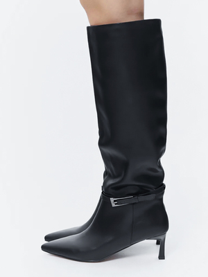 Смотреть модные образы с валберриз с Сапоги (артикул 266183042)