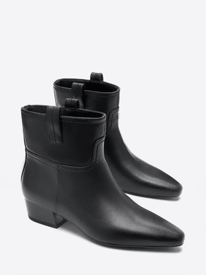 Смотреть модные образы с валберриз с Ботинки (артикул 271444397)