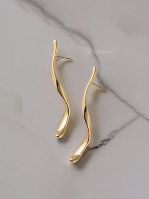 Смотреть модные образы с валберриз с Серьги (артикул 224913193)