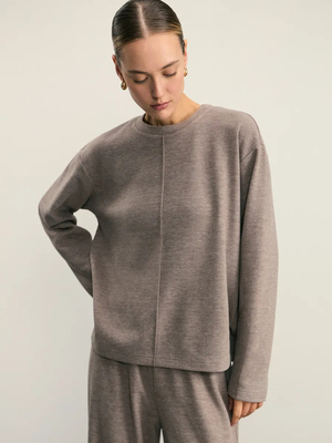 Смотреть образы с Джемпер (артикул 293905712)