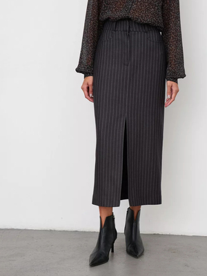 Смотреть модные образы с валберриз с Юбка (артикул 212140446)