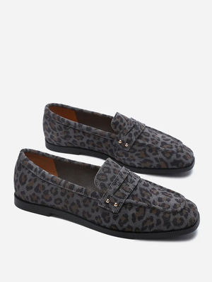 Смотреть модные образы с валберриз с Лоферы (артикул 287905356)