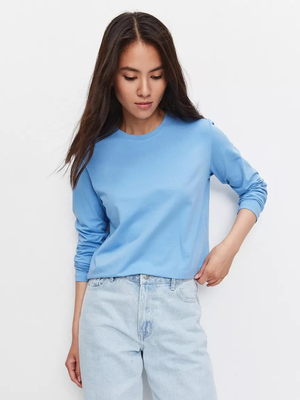 Смотреть модные образы с валберриз с Лонгслив (артикул 172471867)