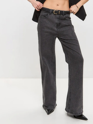 Смотреть модные образы с валберриз с Джинсы (артикул 307136140)