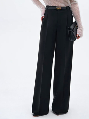 Смотреть модные образы с валберриз с Брюки (артикул 251807334)