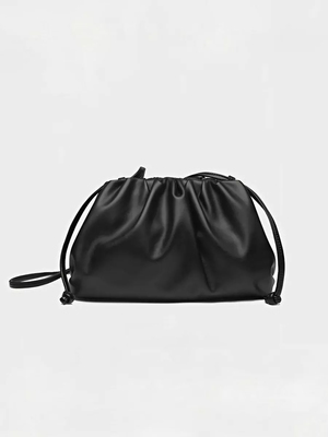 Смотреть модные образы с валберриз с Сумка (артикул 255447550)