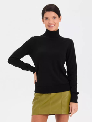 Смотреть модные образы с валберриз с Водолазка (артикул 180145484)