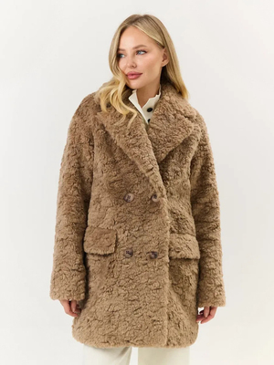 Смотреть модные образы с валберриз с Пальто (артикул 258792156)