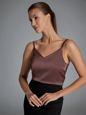 Смотреть модные образы с валберриз с Топ (артикул 243203072)