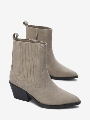 Смотреть модные образы с валберриз с Ботильоны (артикул 261893888)