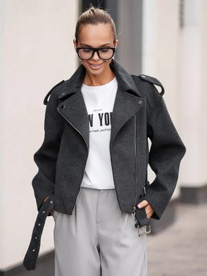 Смотреть модные образы с валберриз с Куртка (артикул 255658703)