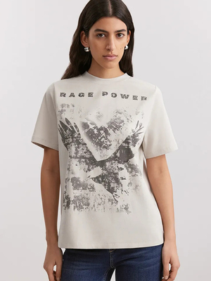 Смотреть образы с Футболка (артикул 316769657)