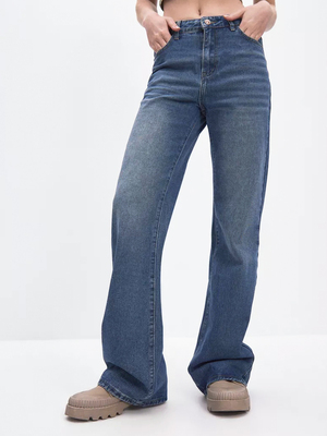 Смотреть образы с Джинсы (артикул 239134697)