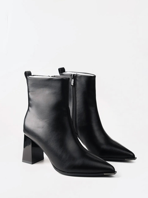 Смотреть образы с Ботильоны (артикул 288484722)