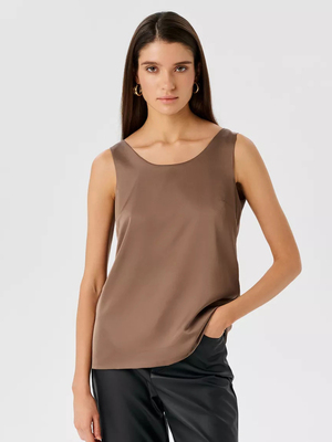 Смотреть модные образы с валберриз с Топ (артикул 209647382)