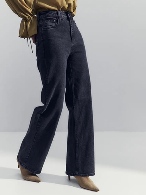 Смотреть модные образы с валберриз с Джинсы (артикул 299626876)