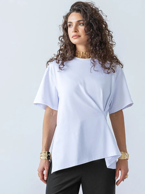 Смотреть модные образы с валберриз с Футболка (артикул 265363781)