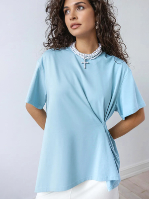 Смотреть модные образы с валберриз с Футболка (артикул 265363136)