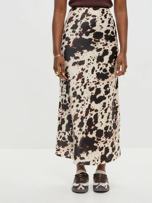 Смотреть модные образы с валберриз с Юбка (артикул 331465032)